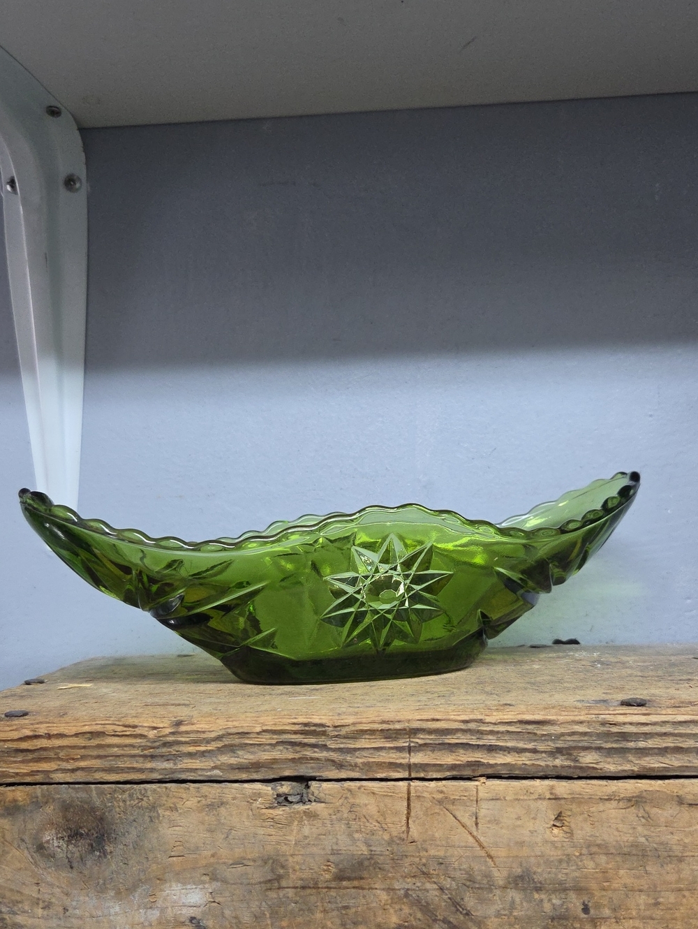 Vintage Anchor Hocking EAPC Green Glass Banana Boat Star Of David Relish Dish